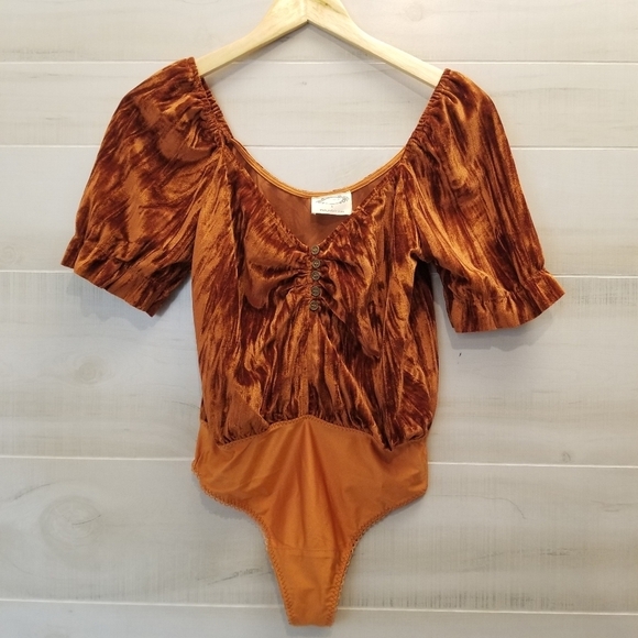{S} Mia Joy Burnt Orange Velvet-y Bodysuit  Pumpkin Spice Fall Autumn - Picture 2 of 10